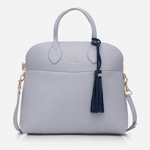 Dany – чанта в гълъбово синьо с висулка