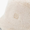 Бъкет шапка от teddy плюш с лого - бежова