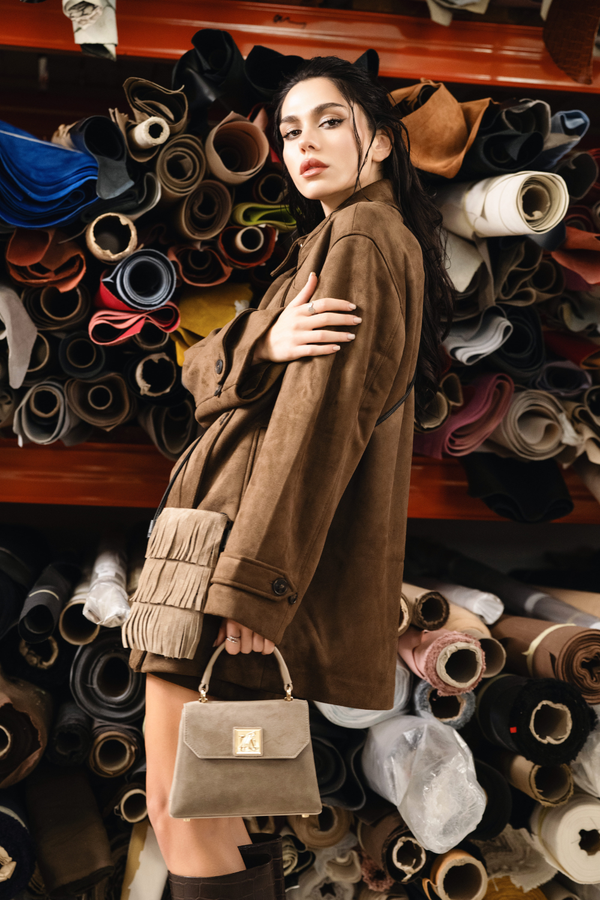 Thumbnail description