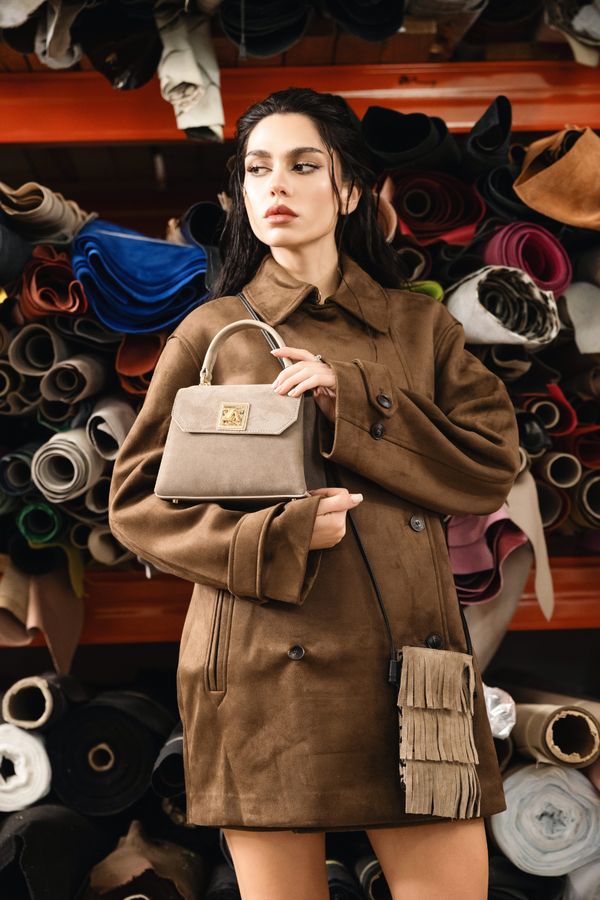 Thumbnail description